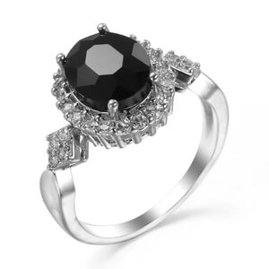 Silver and Black Stone Ring sz 8